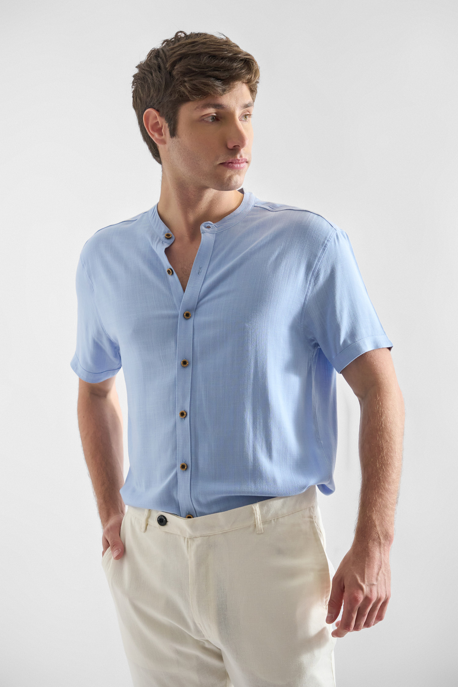 Camisa-de-Lino-Manga-Corta-para-Hombres13