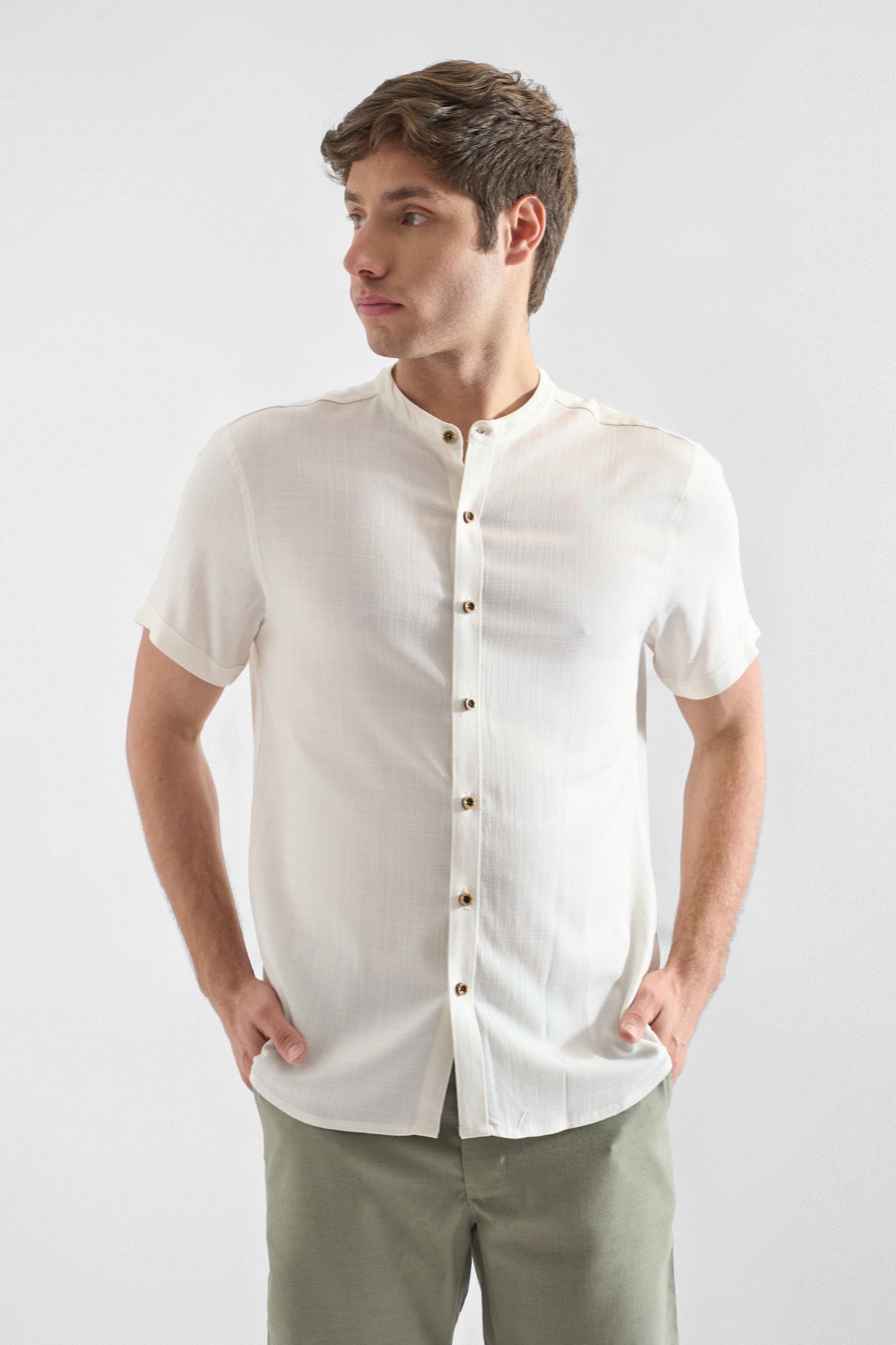 Camisa-de-Lino-Manga-Corta-para-Hombres19