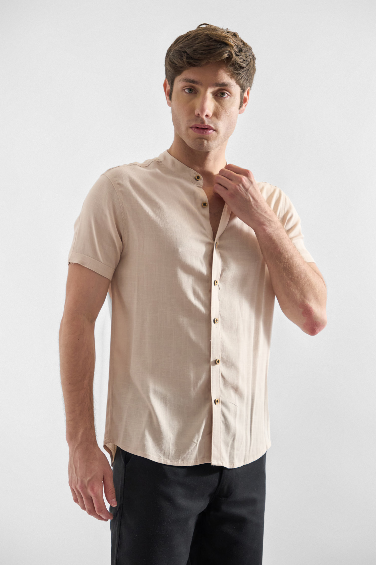 Camisa-de-Lino-Manga-Corta-para-Hombres24