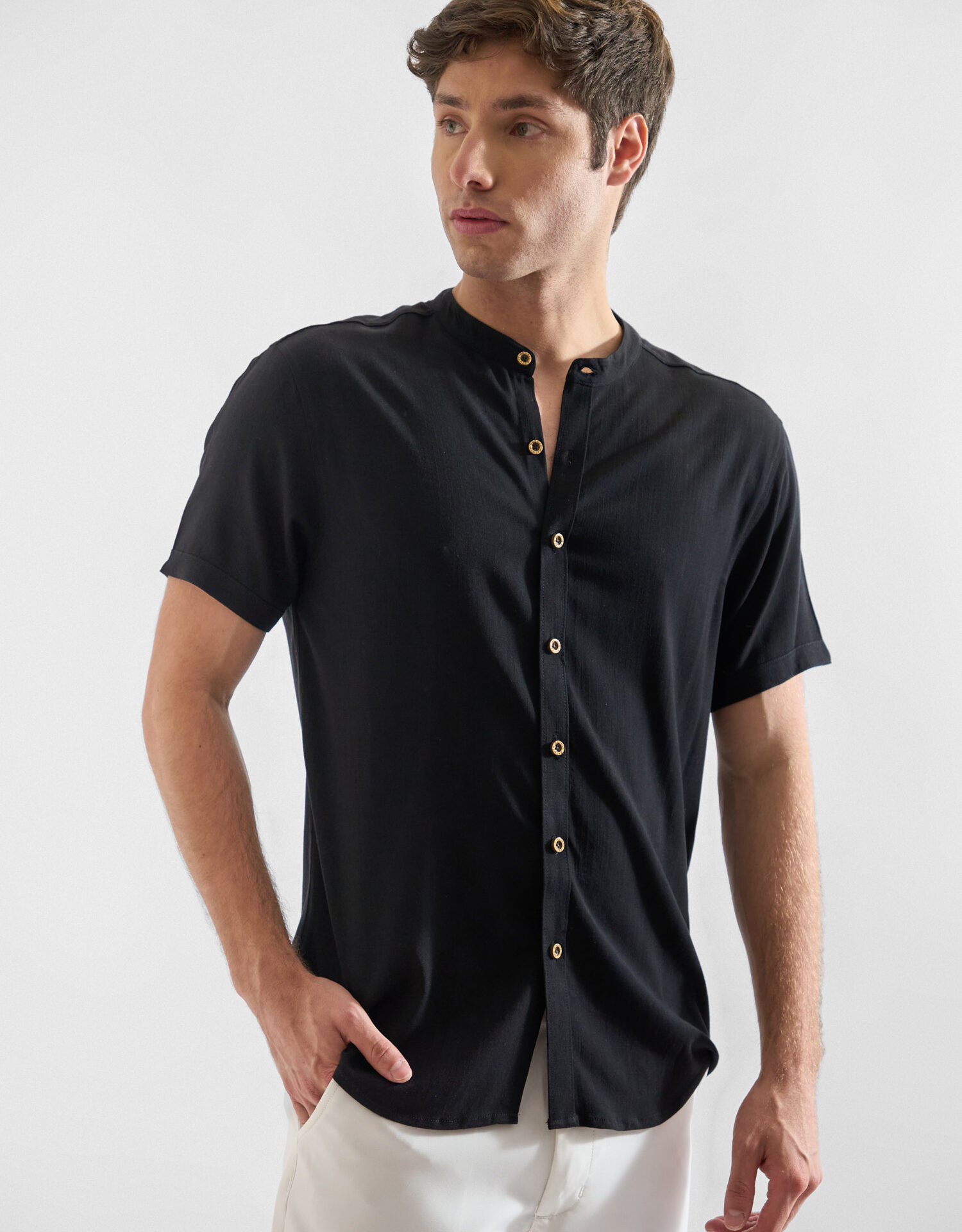 Camisa-de-Lino-Manga-Corta-para-Hombres28.jpg