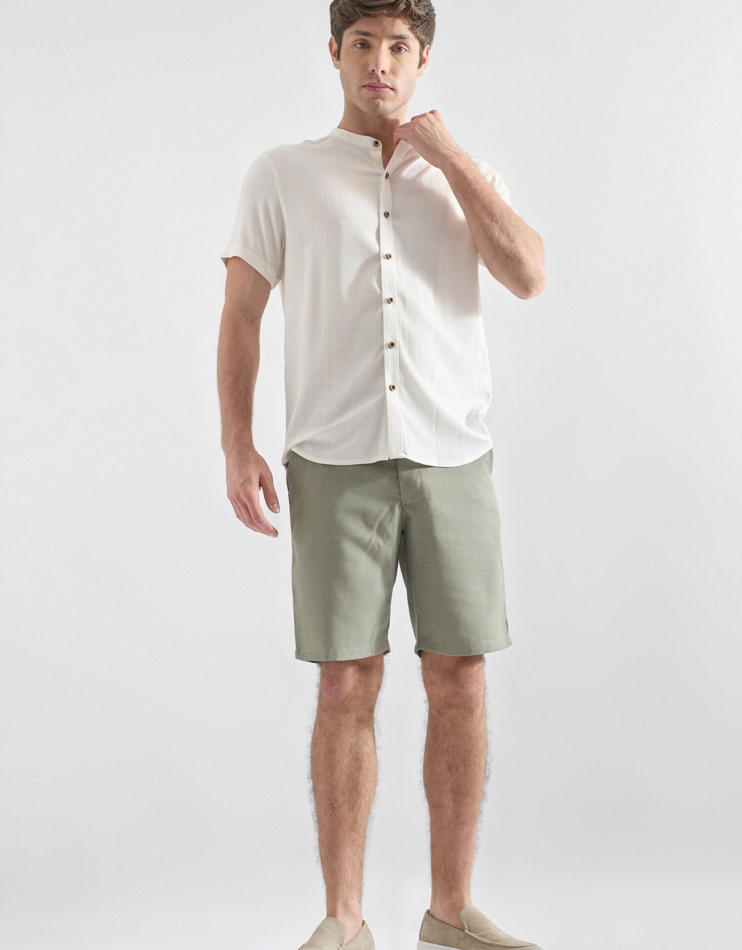 Short-de-Lino-Regular-Fit-para-Hombres22.jpg