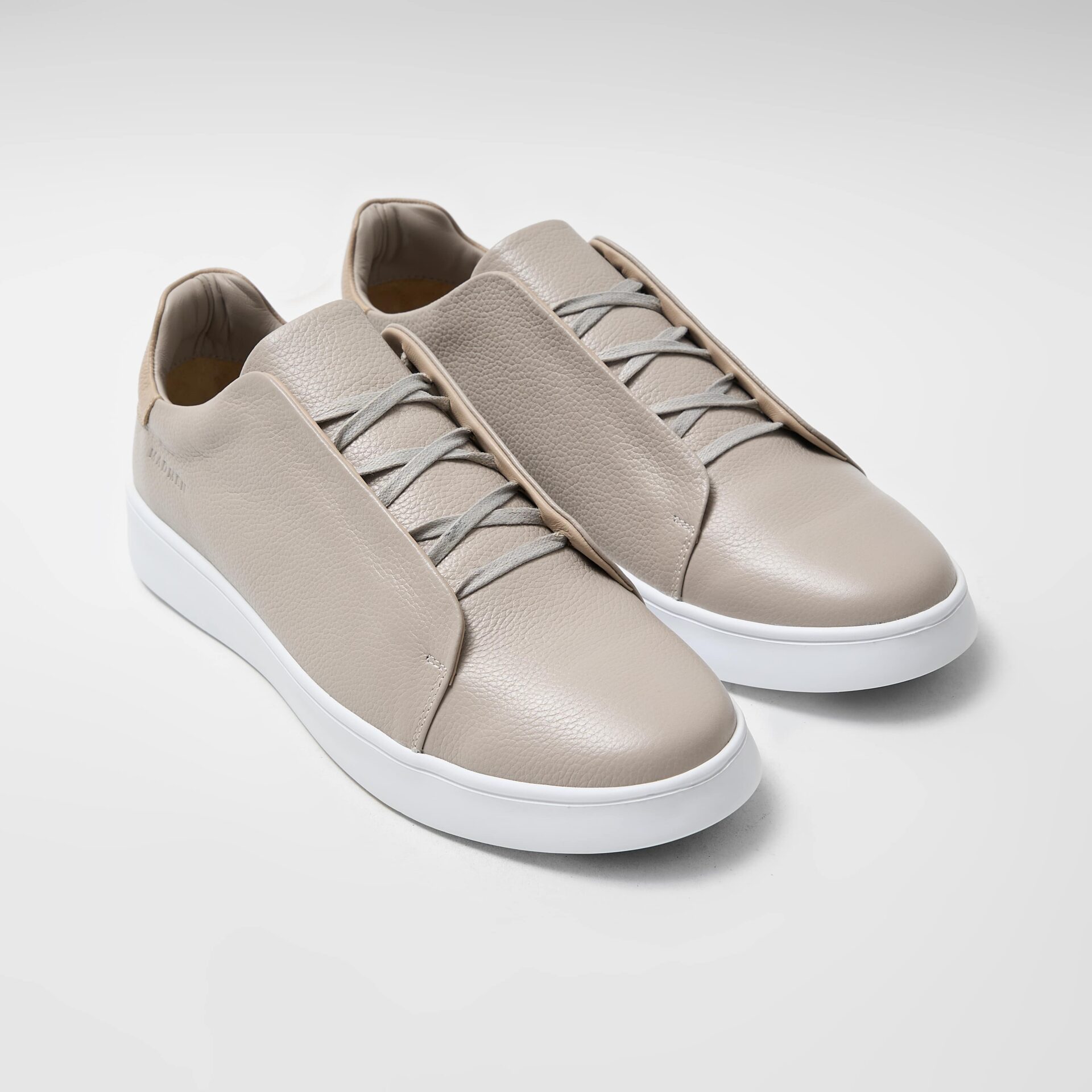 Zapatillas de cuero para hombres monaco3