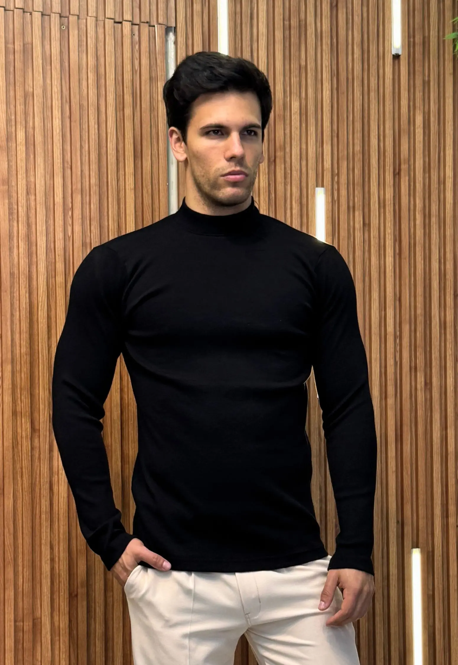 Caffarena Mad Neck Negro - Slim Fit