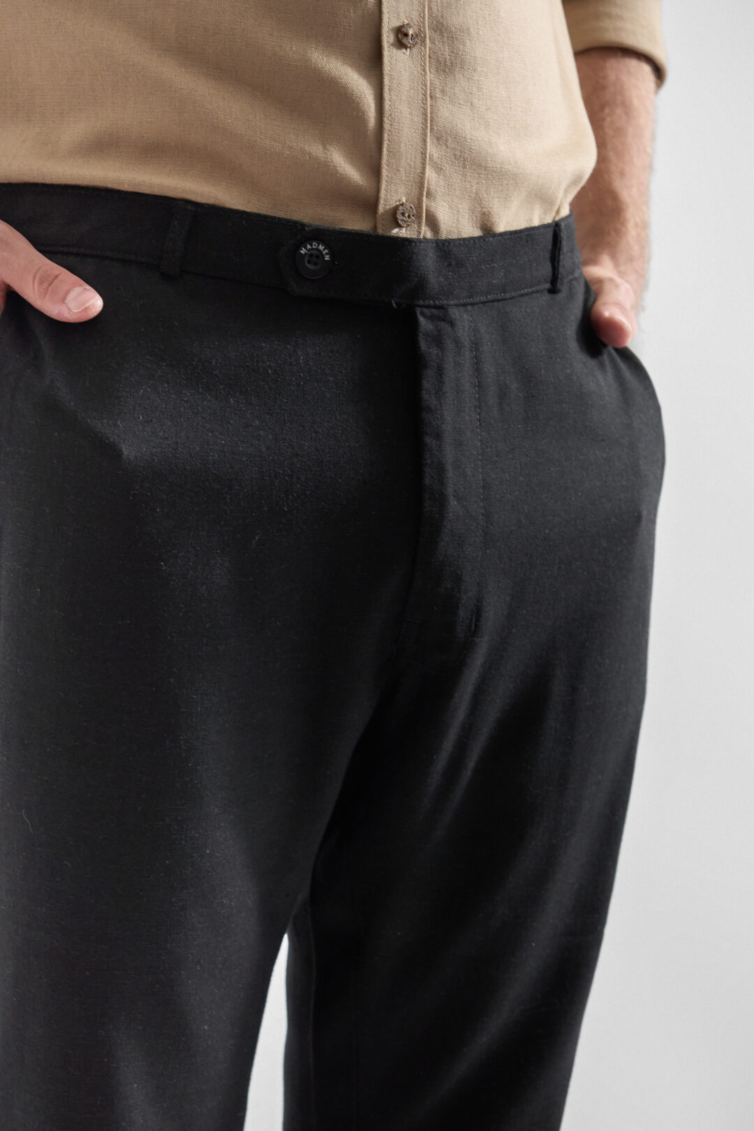 Pantalon de Lino Negro – Colección Dansk Efterår - Imagen 2